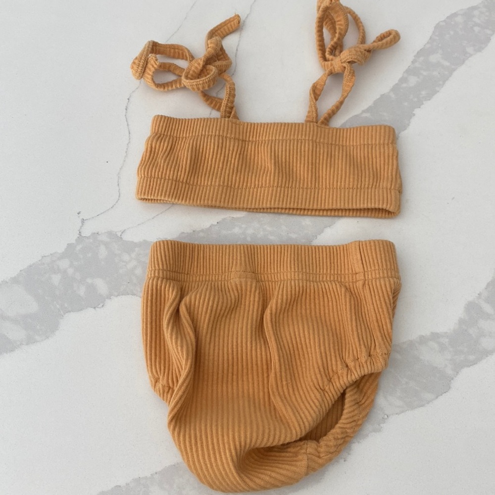 Ribbed set